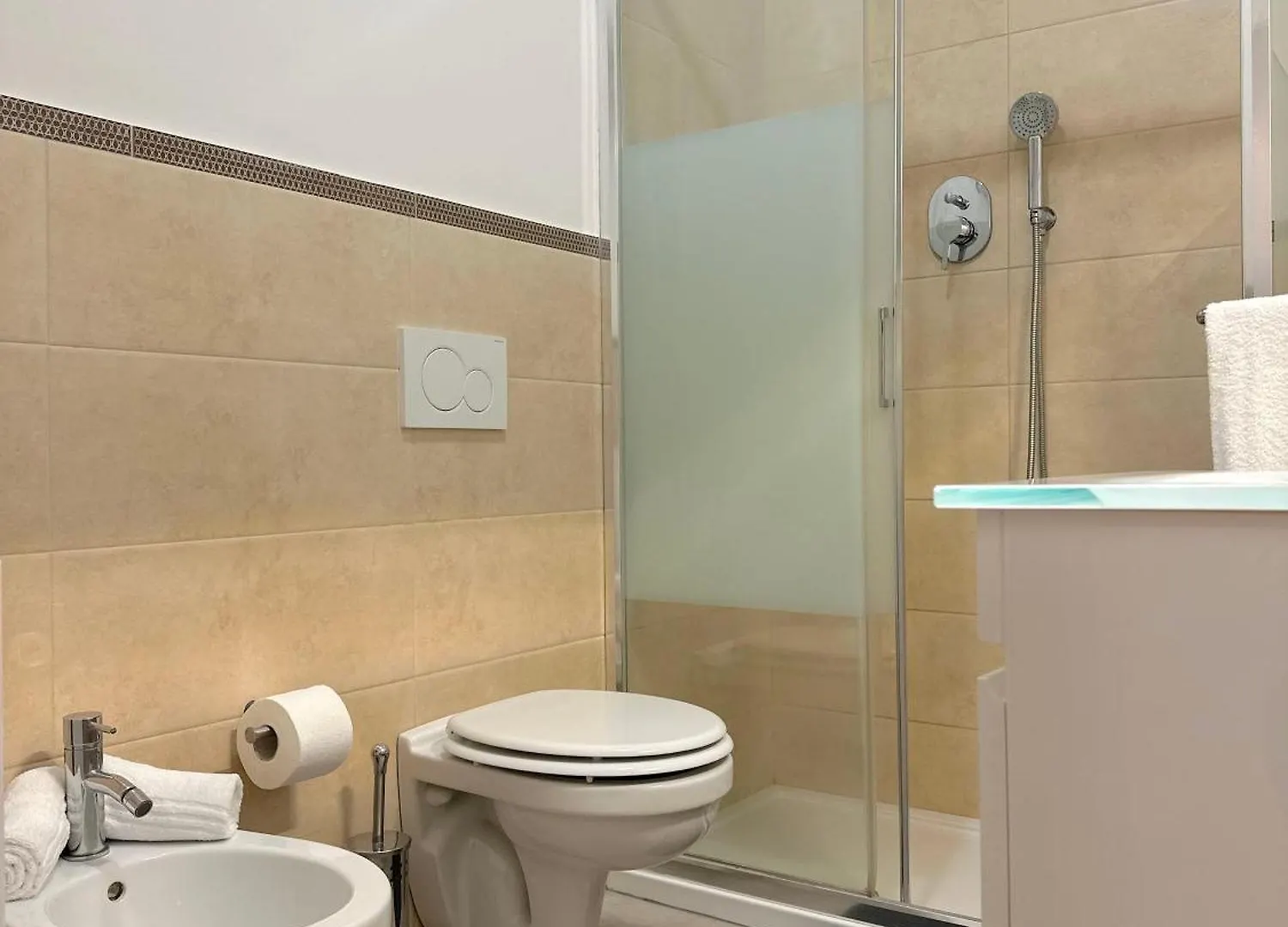 Demetra Apartment Bologna 0*,  Italia